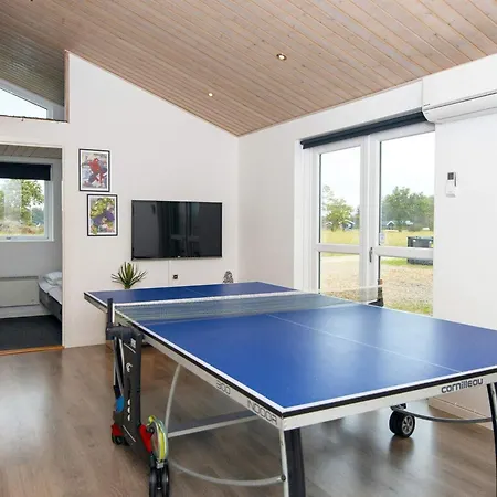 Three-bedroom In Oksbol 27