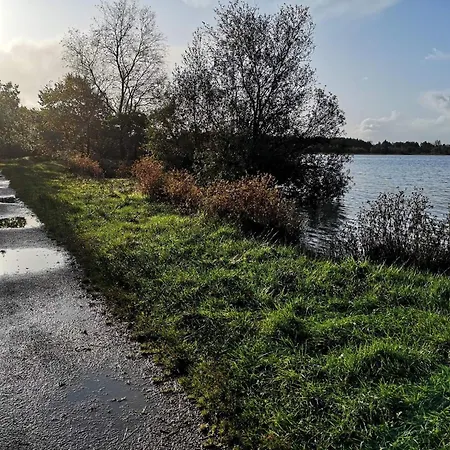 16 Person In Ansager-by Traum Nyaraló *